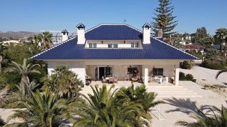 Chalet en venta en La Algoda - Matola - El Pla en Elche