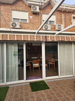 Casa adosada en venta en Griñón