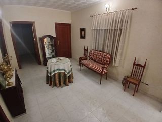 Casa adosada en venta en Tomelloso