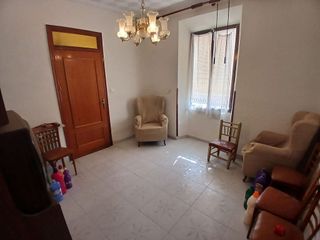 Casa adosada en venta en Tomelloso