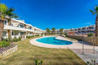 Casa adosada en venta en  El Acequión - Los Naúfragos en Torrevieja