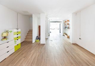 Casa adosada en venta en Láchar