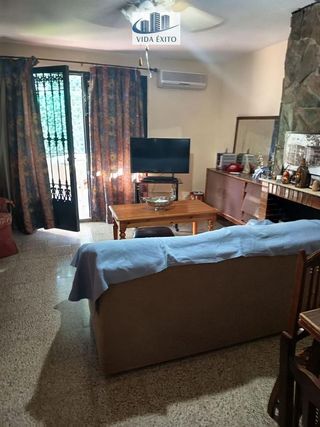 Chalet en venta en Renfe - Bulevar 1º y 2º Fase en Jaén