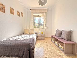 Casa pareada en venta en Aljamar en Tomares