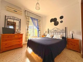 Casa pareada en venta en Aljamar en Tomares