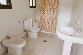 Casa adosada en venta en Illora