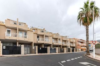 Casa adosada en venta en Adeje ciudad en Adeje