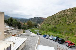 Casa adosada en venta en Crta. De la Sierra en Granada