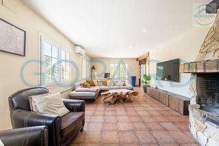 Chalet en venta en Cerro de Alarcón - Puente La Sierra - Mirador del Romero en Valdemorillo