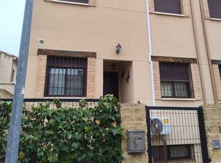 Chalet en venta en Miguelturra