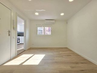 Ático en venta en La Teixonera en Barcelona