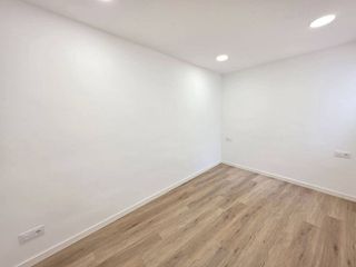 Ático en venta en La Teixonera en Barcelona