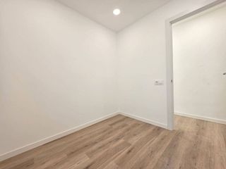 Ático en venta en La Teixonera en Barcelona