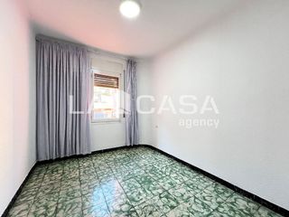 Piso en venta en Artigas - Llefià en Badalona