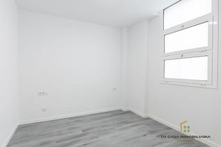 Piso en venta en Artigas - Llefià en Badalona