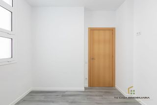 Piso en venta en Artigas - Llefià en Badalona