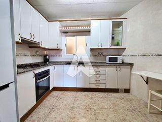 Piso en venta en El Castell-Poble Vell en Castelldefels