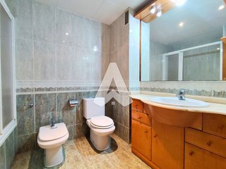 Piso en venta en El Castell-Poble Vell en Castelldefels