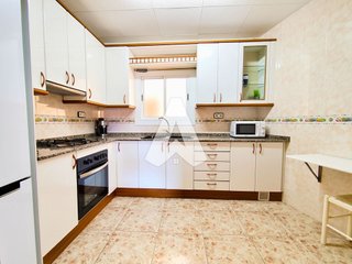 Piso en venta en El Castell-Poble Vell en Castelldefels