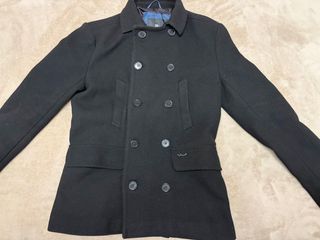 Elegante chaquetón de lana