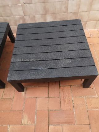 33€ por dos mesas resina exterior 78x78x31