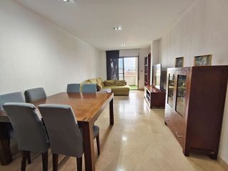 Piso en venta en Ciutat Universitària en Elche