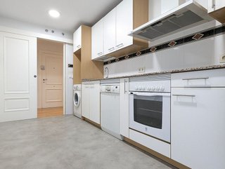 Piso en venta en Portillejo - Valdegastea en Logroño