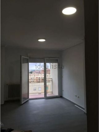 Piso en venta en Hospital - Parque sur en Albacete