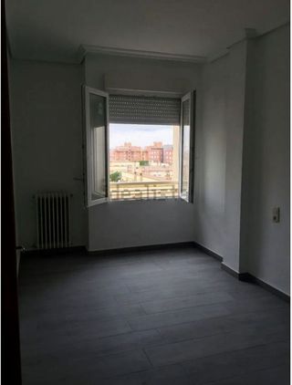 Piso en venta en Hospital - Parque sur en Albacete