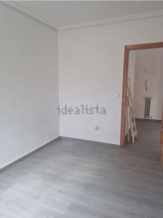 Piso en venta en Hospital - Parque sur en Albacete