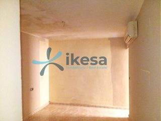 Piso en venta en San Luis en Almería