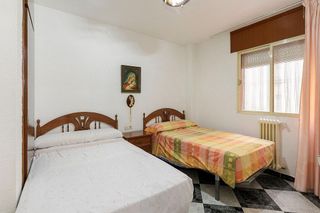 Piso en venta en Almanjáyar en Granada