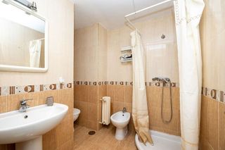 Piso en venta en Camino de Ronda - Rosaleda en Granada