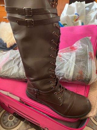 Abrigo de cuero marrón Carlo Lattini Talla L