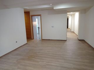 Piso en venta en Zona Centro en Xirivella
