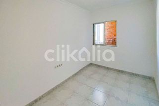 Piso en venta en La Granja-La Colina-Los Pastores en Algeciras