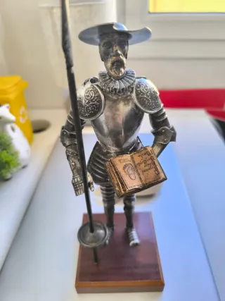 Figura Don Quijote Metal y Madera