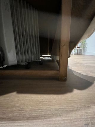 Mesa camilla con cristal y tela beige y otra gris