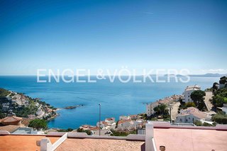 Casa adosada en venta en Port Esportiu - Puig Rom - Canyelles en Roses