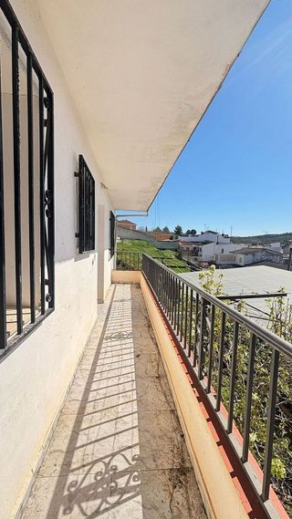 Casa adosada en venta en Huétor Tájar