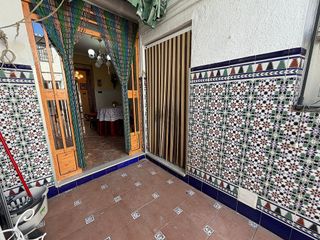 Casa adosada en venta en Torredonjimeno