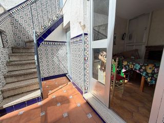Casa adosada en venta en Torredonjimeno