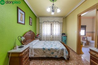 Casa adosada en venta en Alcalá la Real