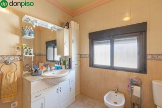 Casa adosada en venta en Alcalá la Real