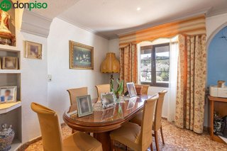 Casa adosada en venta en Alcalá la Real