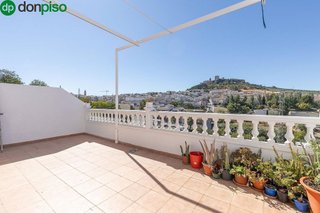 Casa adosada en venta en Alcalá la Real
