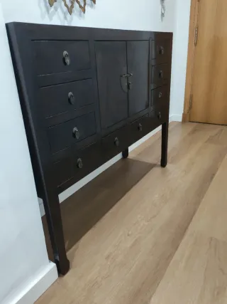 Consola o recibidor de estilo oriental