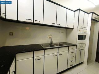Piso en venta en Collblanc en Hospitalet de Llobregat, L´