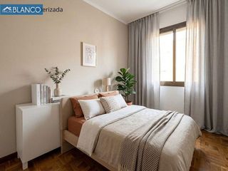 Piso en venta en Collblanc en Hospitalet de Llobregat, L´