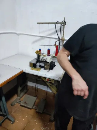 Máquinas de coser Kingtex y otras